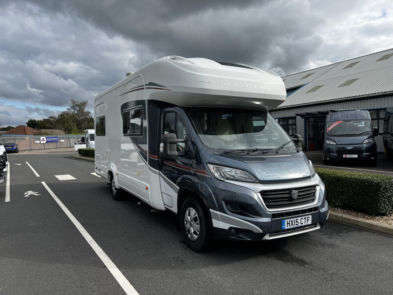 Auto-Trail Apache 700